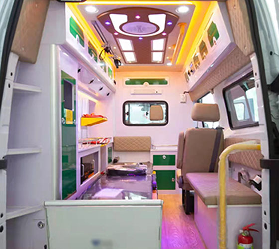 德钦县车辆内部展示