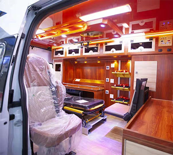 德钦县车辆内部展示