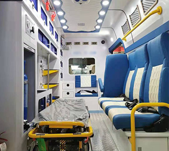 德钦县车辆内部展示