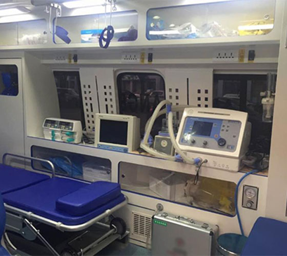 德钦县车辆内部展示